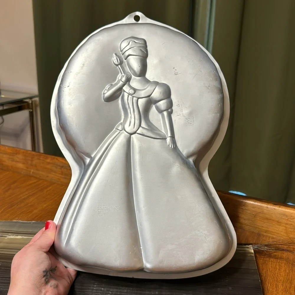 Vintage Wilton Dreamtime Mattel Princess Barbie Cake Pan Barbie Cake Pan